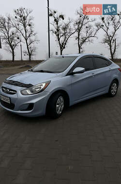 Седан Hyundai Accent 2014 в Білогородці