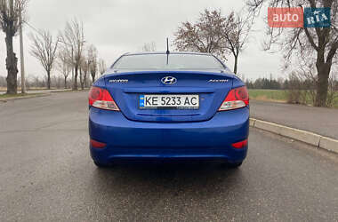 Седан Hyundai Accent 2011 в Кривому Розі