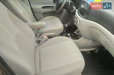 Седан Hyundai Accent 2008 в Славуті