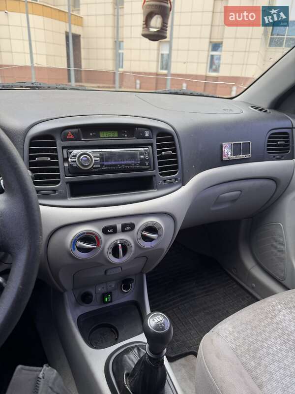 Седан Hyundai Accent 2008 в Харкові