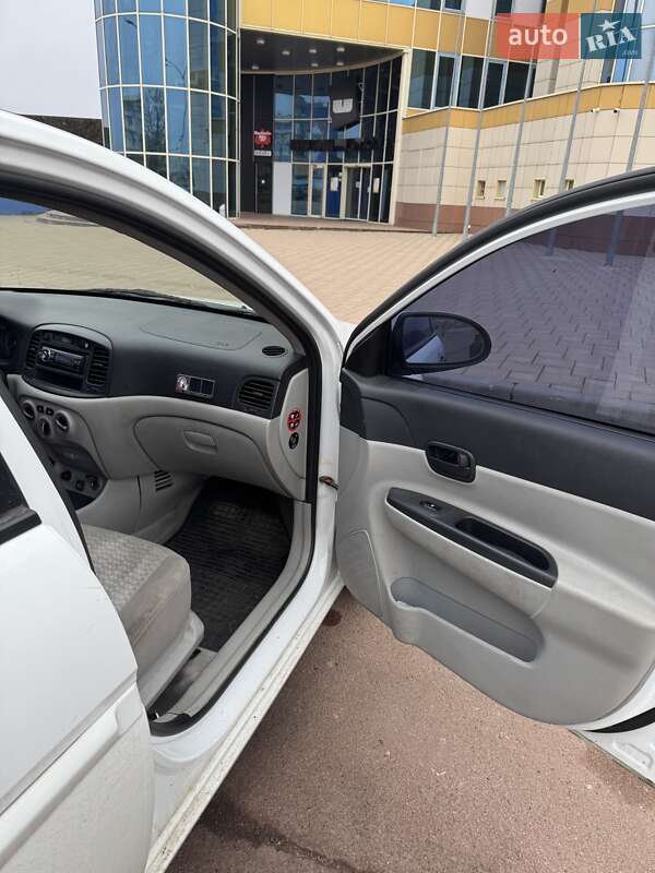 Седан Hyundai Accent 2008 в Харкові