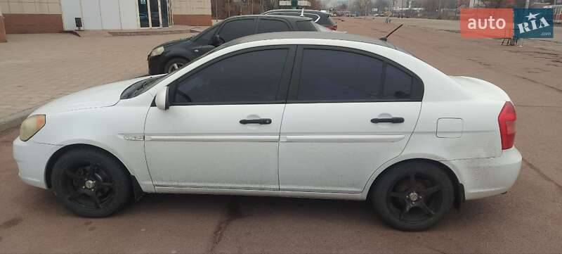 Седан Hyundai Accent 2008 в Харкові
