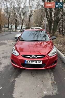 Седан Hyundai Accent 2012 в Киеве