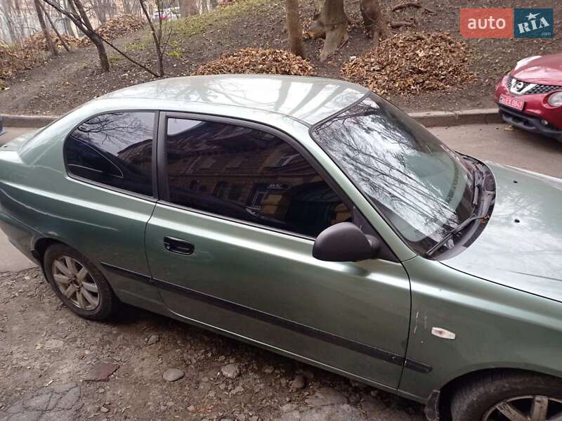 Седан Hyundai Accent 2003 в Львове