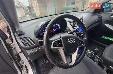 Седан Hyundai Accent 2013 в Умани