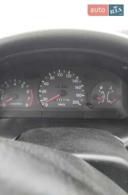 Седан Hyundai Accent 1994 в 