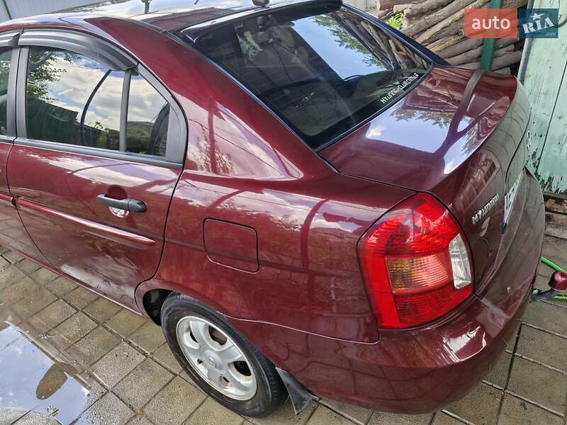 Седан Hyundai Accent 2008 в Дніпрі