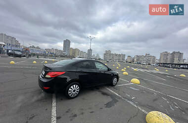 Седан Hyundai Accent 2011 в Киеве