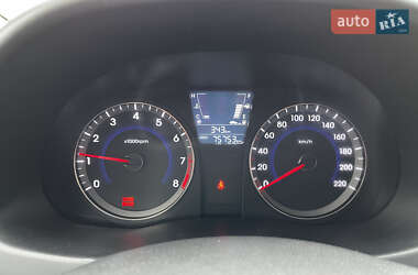 Седан Hyundai Accent 2012 в 
