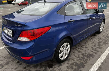 Седан Hyundai Accent 2012 в 
