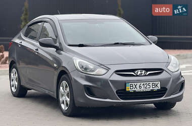 Седан Hyundai Accent 2013 в Луцьку