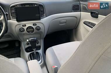 Седан Hyundai Accent 2008 в Киеве