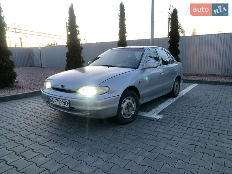 Седан Hyundai Accent 1997 в Одесі