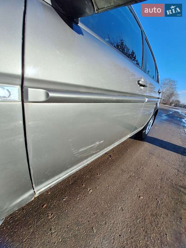 Седан Hyundai Accent 2009 в Ровно