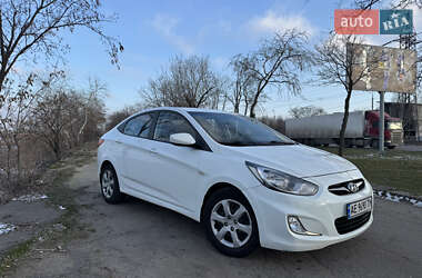 Седан Hyundai Accent 2011 в Дніпрі