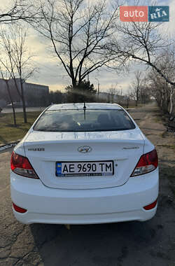 Седан Hyundai Accent 2011 в Дніпрі