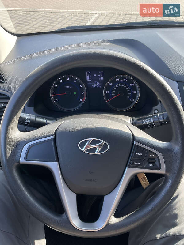 Хэтчбек Hyundai Accent 2016 в Одессе