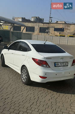 Седан Hyundai Accent 2012 в Одессе