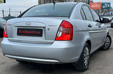 Седан Hyundai Accent 2008 в Білогородці