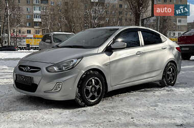 Седан Hyundai Accent 2011 в Харькове