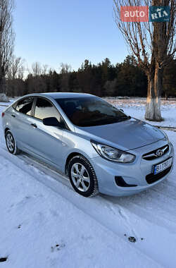 Седан Hyundai Accent 2012 в Кременчуці