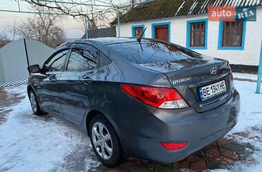 Седан Hyundai Accent 2012 в 