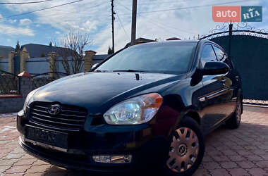 Седан Hyundai Accent 2009 в Виннице