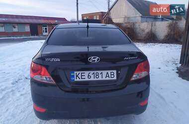 Седан Hyundai Accent 2011 в 