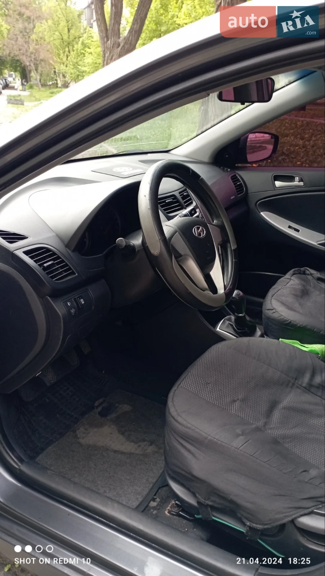 2012 Hyundai Accent - мініатюра 11