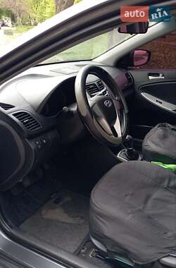 Седан Hyundai Accent 2012 в 