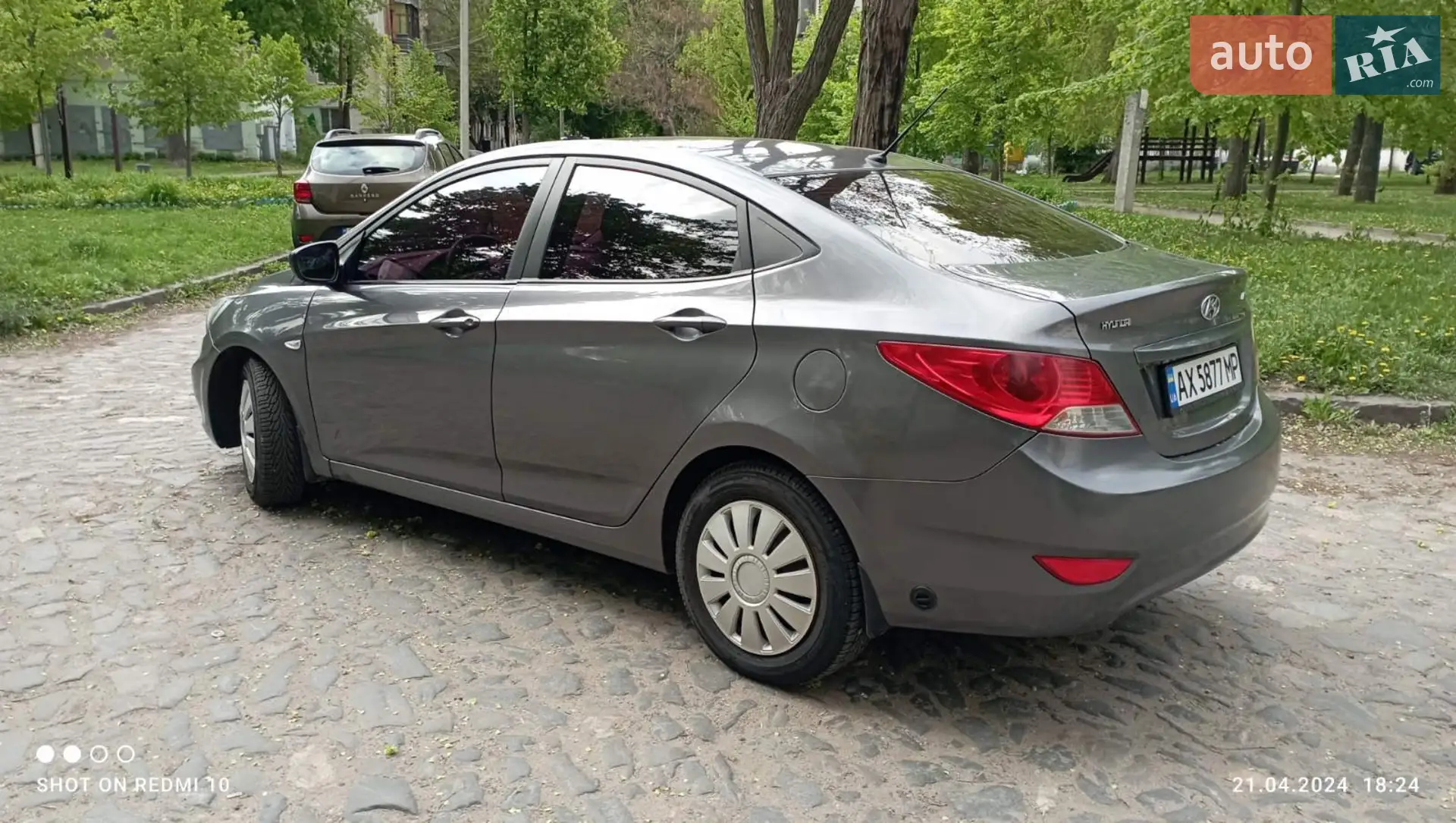 2012 Hyundai Accent - мініатюра 16