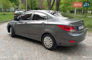 Седан Hyundai Accent 2012 в 
