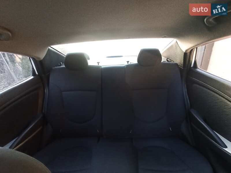 Седан Hyundai Accent 2012 в Черновцах