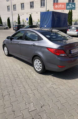Седан Hyundai Accent 2014 в 