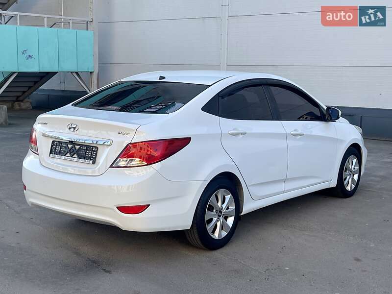 Седан Hyundai Accent 2016 в Одессе