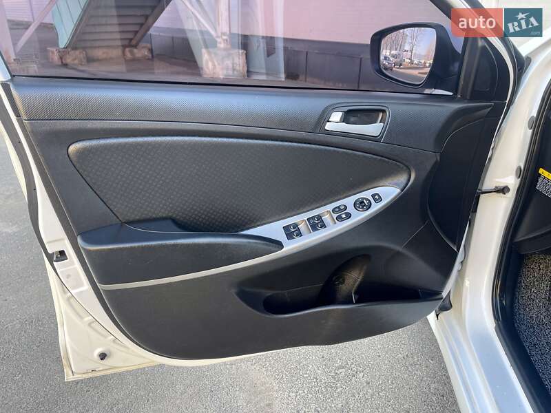 Седан Hyundai Accent 2016 в Одессе