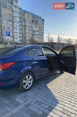 Седан Hyundai Accent 2012 в 