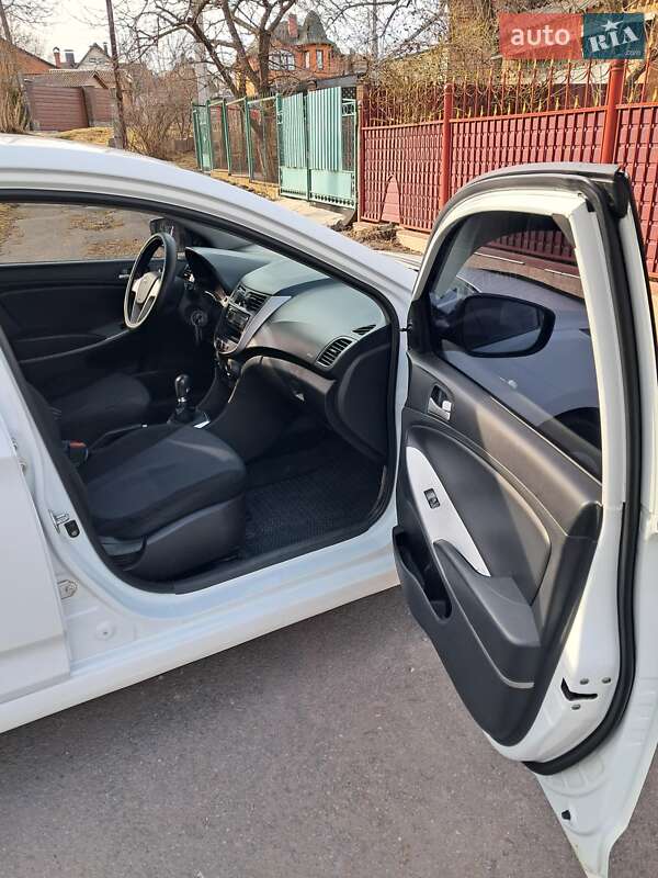 Седан Hyundai Accent 2012 в Вінниці фото 4 Седан Hyundai Accent 2012 в Вінниці