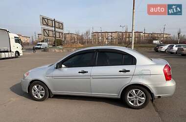 Седан Hyundai Accent 2007 в Кривом Роге