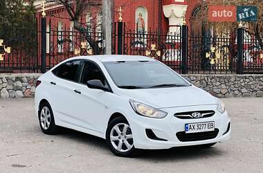 Седан Hyundai Accent 2013 в Харкові