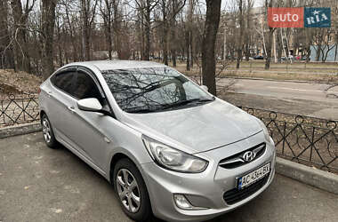 Седан Hyundai Accent 2012 в Києві