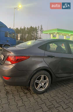Седан Hyundai Accent 2014 в 