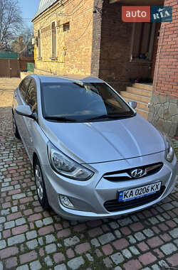 Седан Hyundai Accent 2012 в Києві