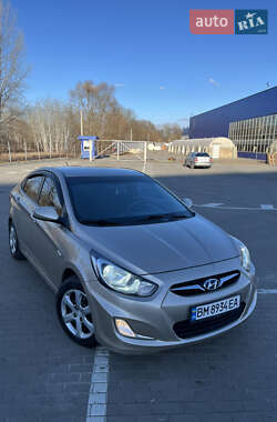 Седан Hyundai Accent 2012 в Сумах