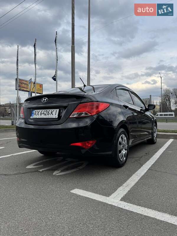 Седан Hyundai Accent 2016 в Киеве