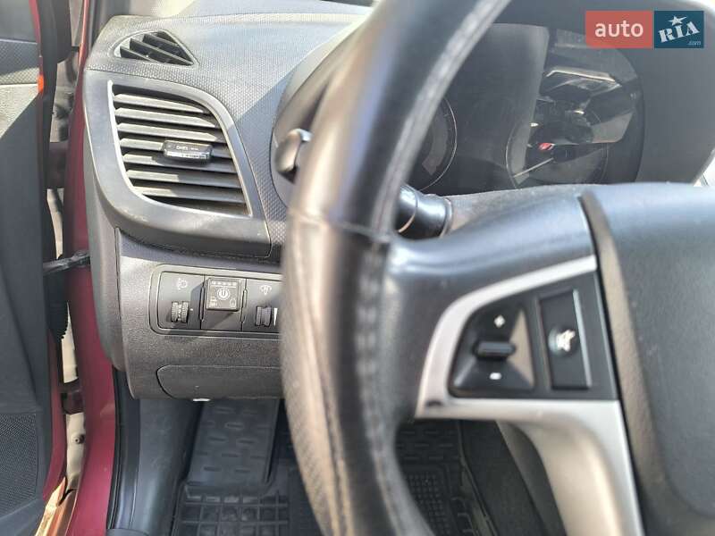 Седан Hyundai Accent 2012 в Николаеве фото 16 Седан Hyundai Accent 2012 в Николаеве