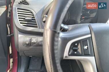 Седан Hyundai Accent 2012 в 