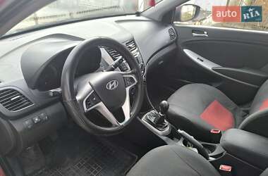 Седан Hyundai Accent 2012 в 