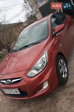 Седан Hyundai Accent 2013 в 