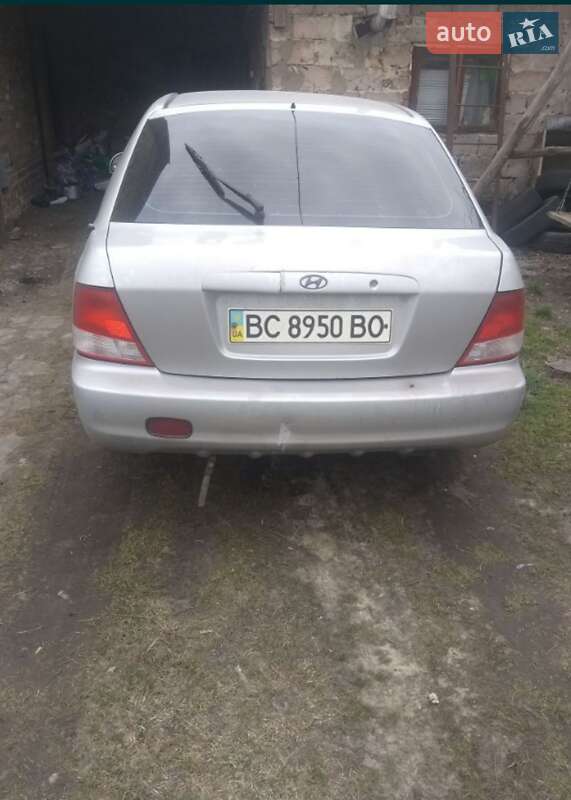 Седан Hyundai Accent 2002 в Шептицькому фото 5 Седан Hyundai Accent 2002 в Шептицькому